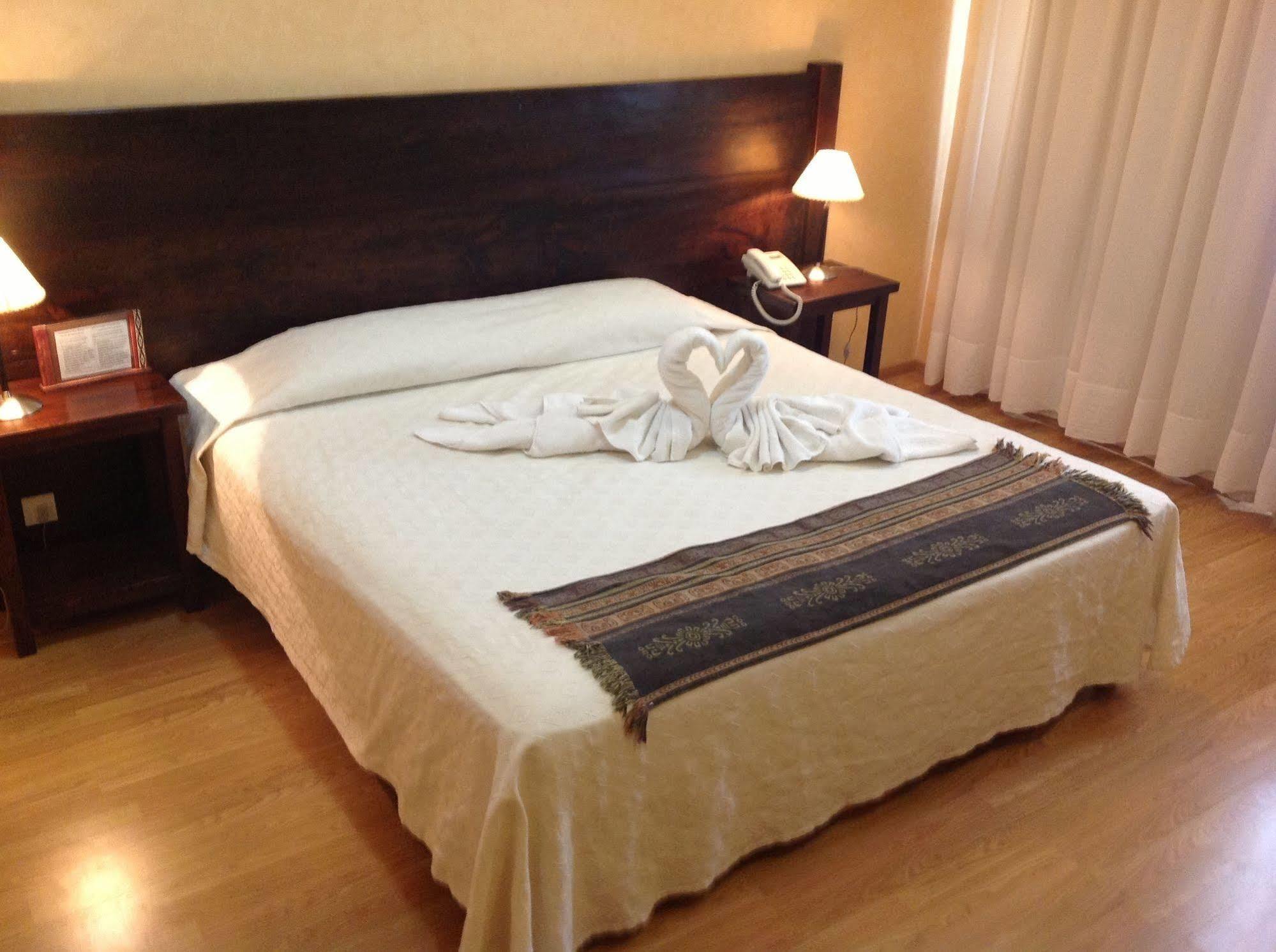 Hotel Las Maras Puerto Madryn Esterno foto